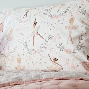 Pottery Barn Kids Ballerina Printed Organic TWIN sheets set New!